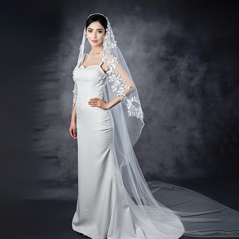 Long Bridal Veil with Leaf & Floral Lace Detailing