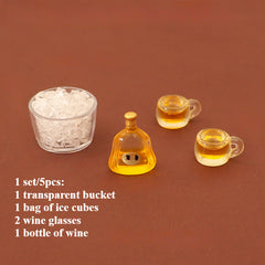 Dollhouse Bar Beer & Wine Display with Ice Blocks & Pineapple Model