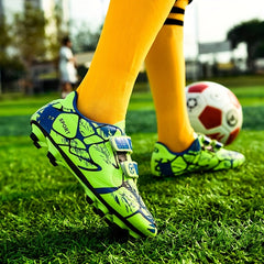 Boys Anti Skid Soccer Cleats Hook Loop Fastener Breathable Colorful