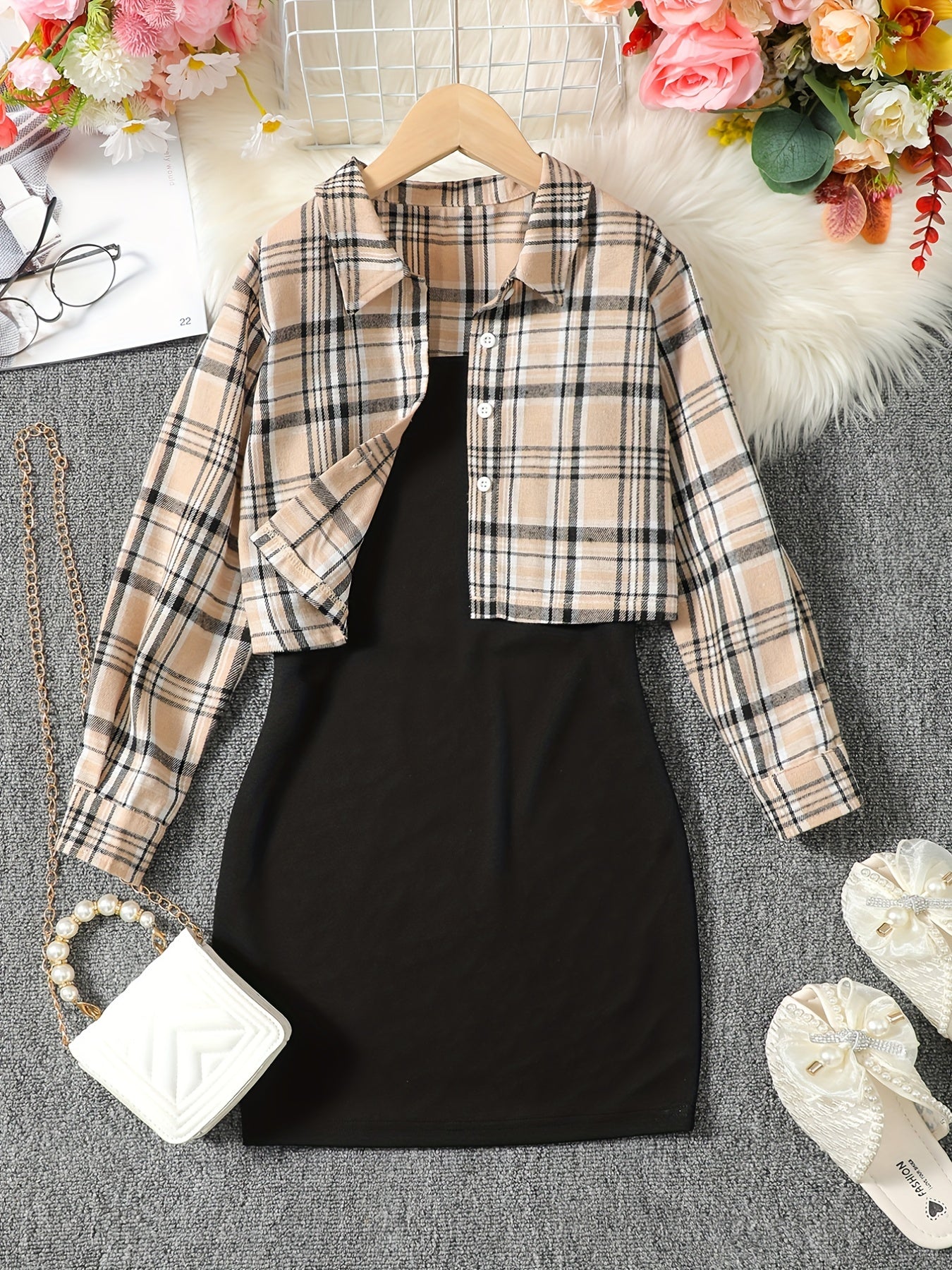 2pcs Girls' Cami Dress Plaid Crop Jacket Set