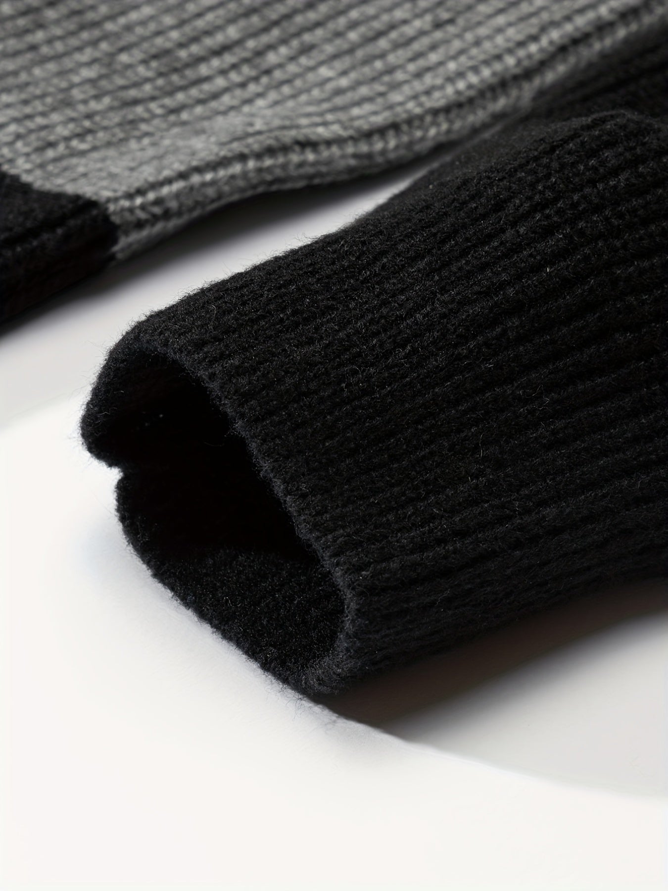 Men's Knitted Block Sweater Casual Crew Neck Pullover