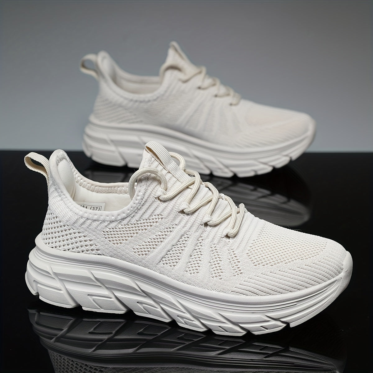 Breathable Low Top Sneakers Women's Running Shoes