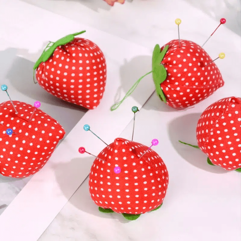 4pcs Strawberry Needle Cushion Pincushion DIY Sewing Tools Accessories