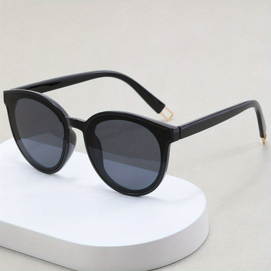 Round Sunglasses Unisex Casual Anti Glare Glasses UV400 with Case