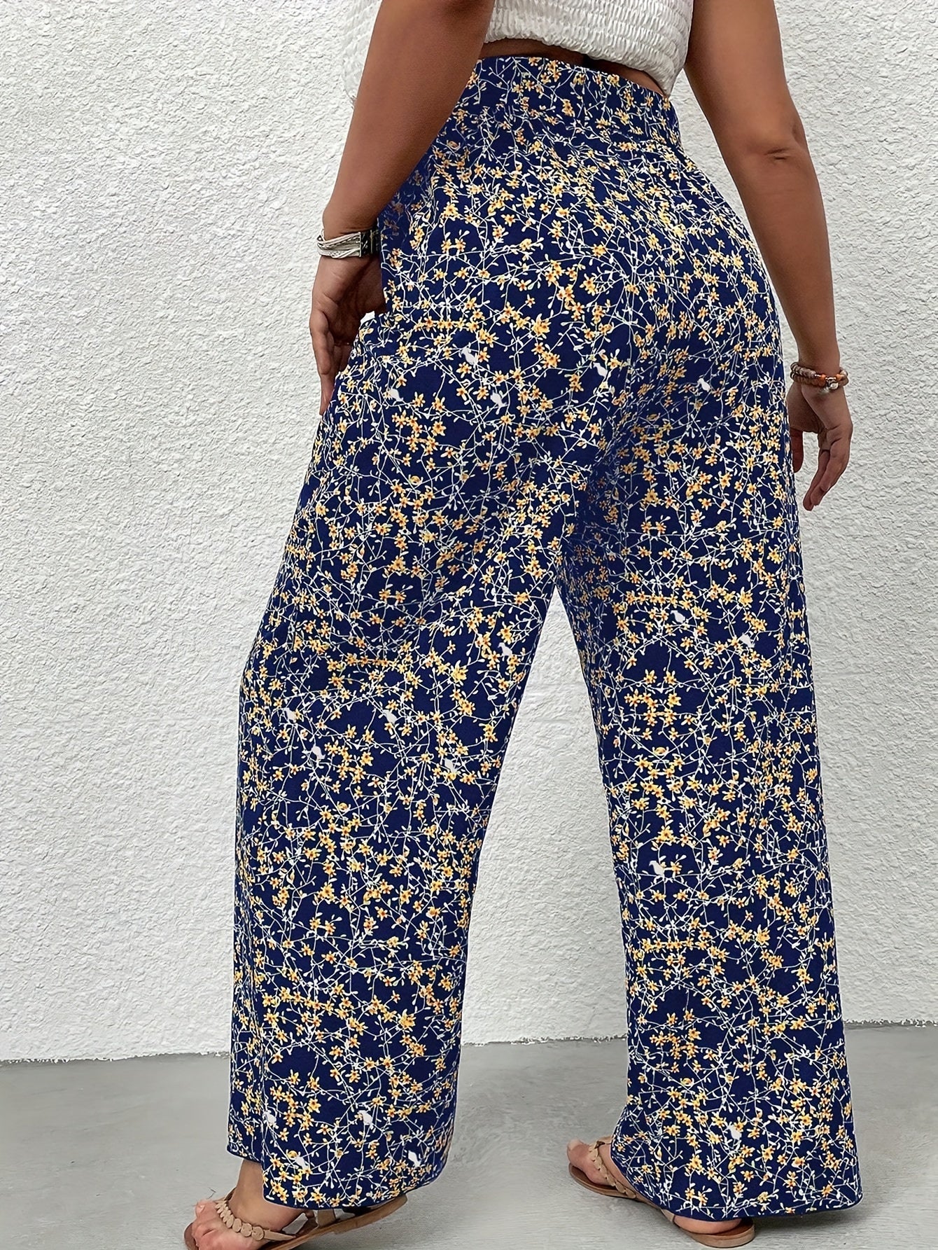  Boho Pants: Ditsy Floral Print High Rise Wide Leg Trousers With Belt