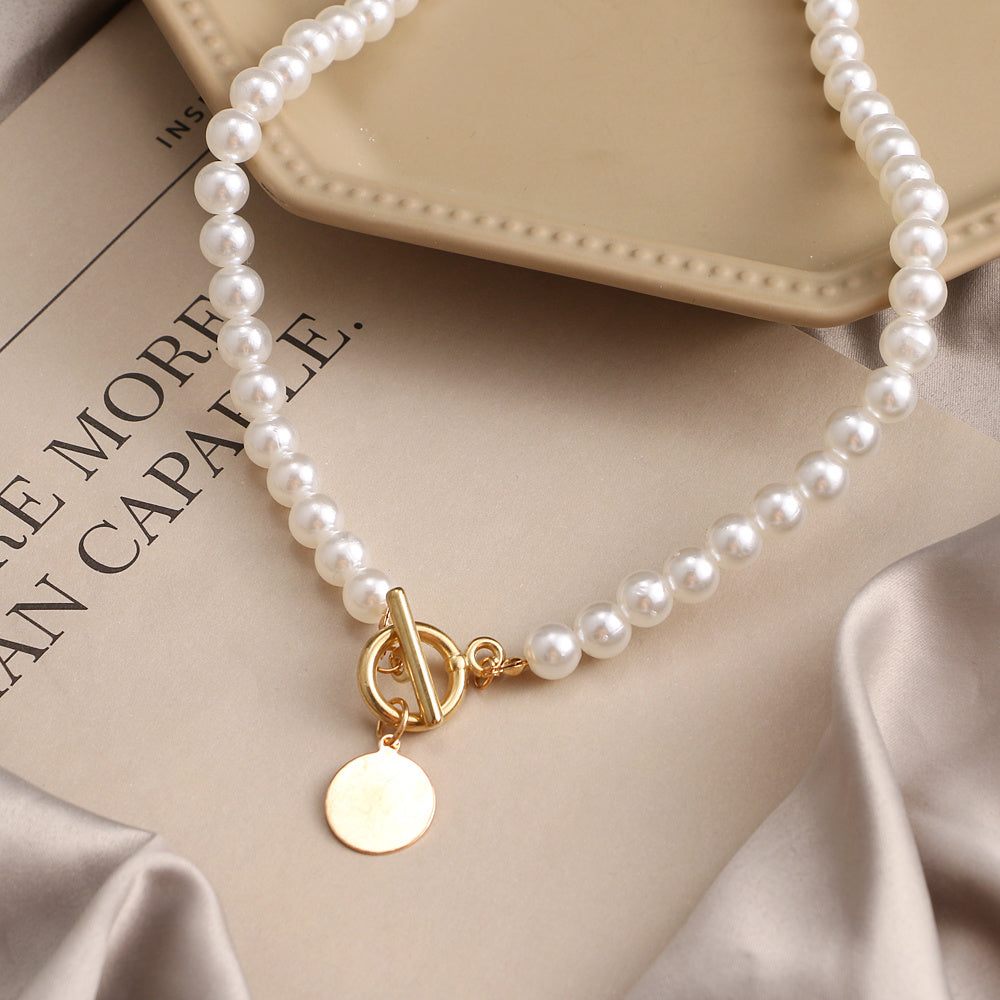 Women's Round Pendant Necklace in Gold Tone