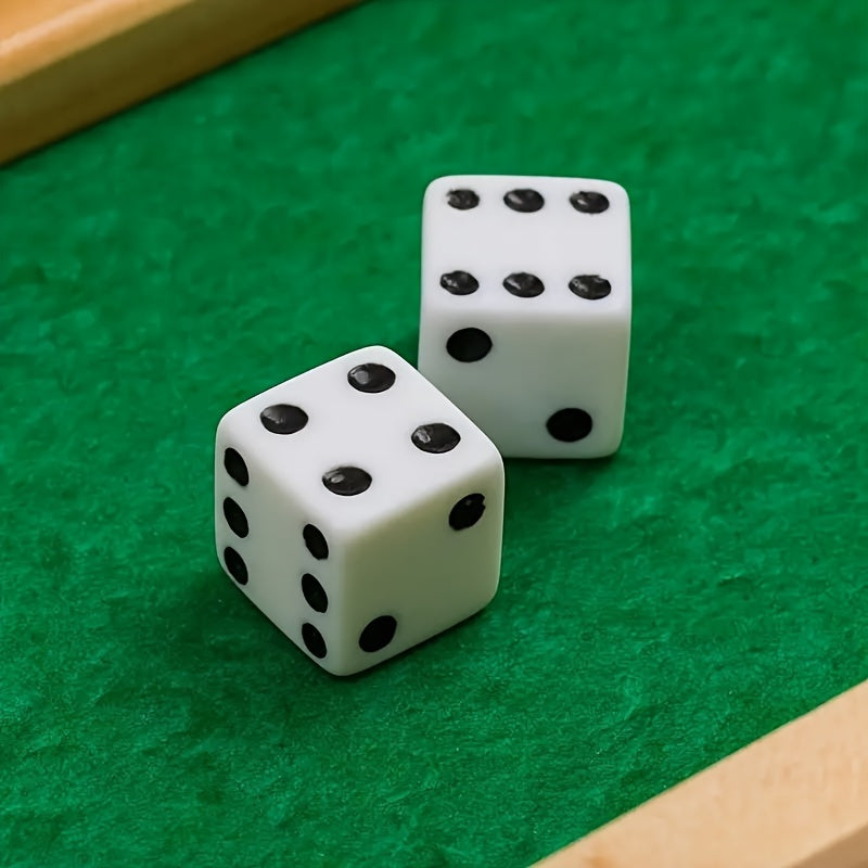 Wooden Game Board with Numbered Dice - Classic British Pub Game
