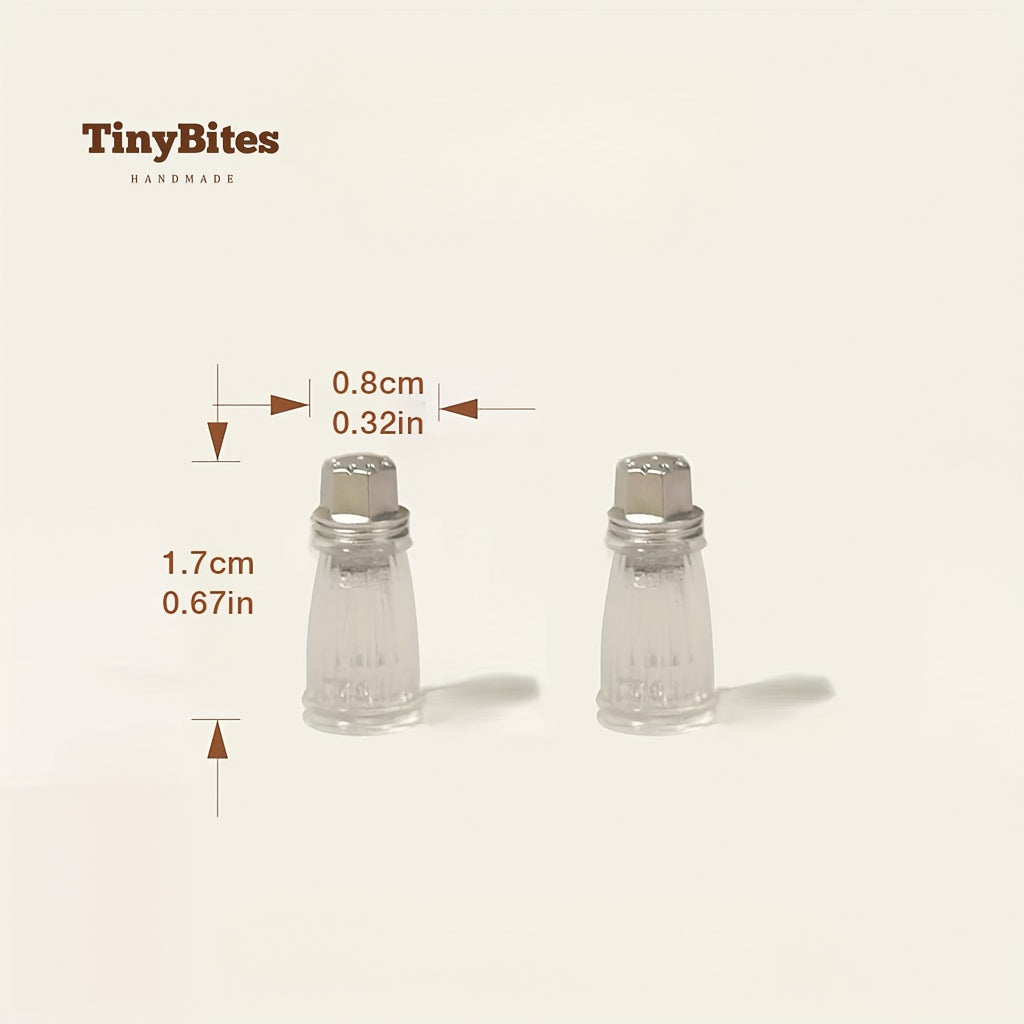 2pcs Vintage Style Spice Bottles Dollhouse Accessories