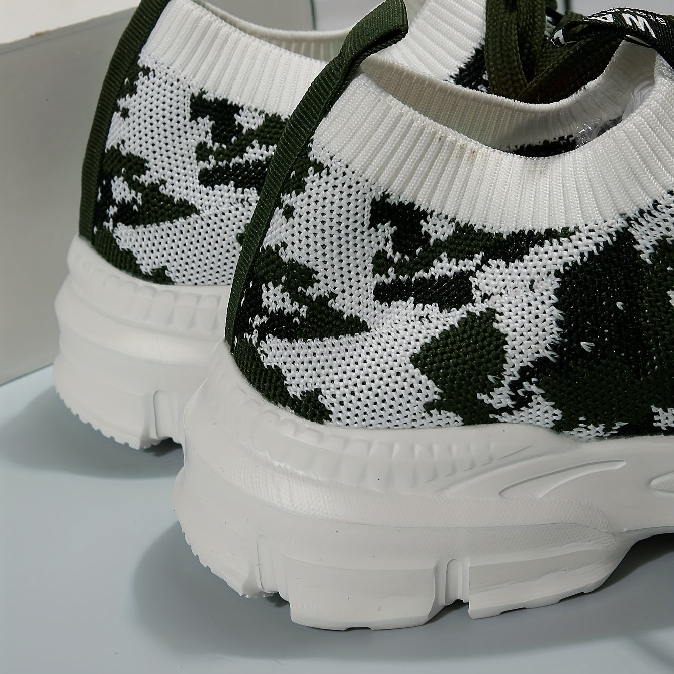 Women's Shock Absorbing Woven Sneakers Lightweight Sports Shoes