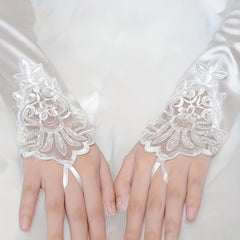 Bride's Fingerless Wedding Gloves for Bridal Accessories