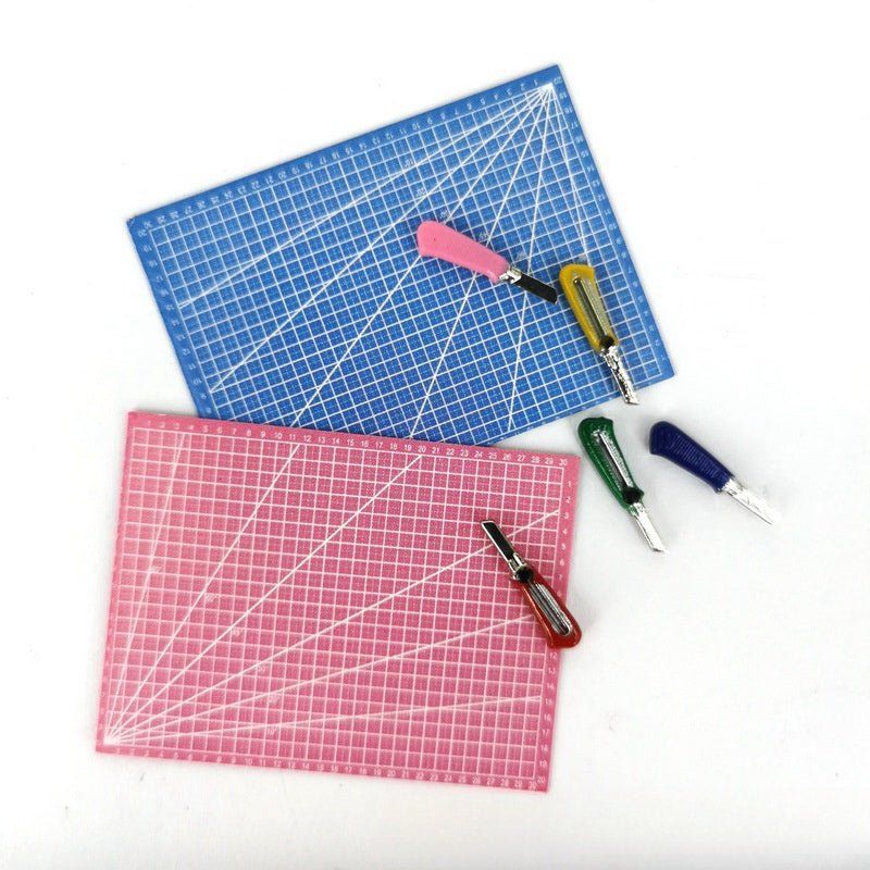 2pcs Dollhouse School Supplies Mini Cutting Utility Doll Accessories
