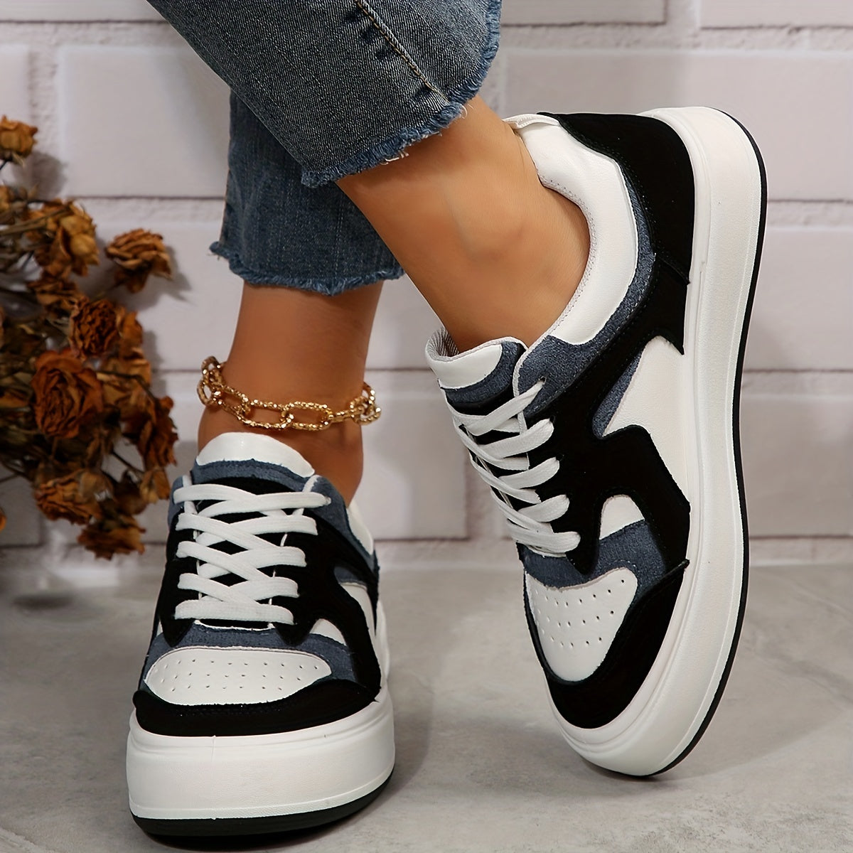 Women's Classic Sports Sneakers Casual Platform Flat Shoes