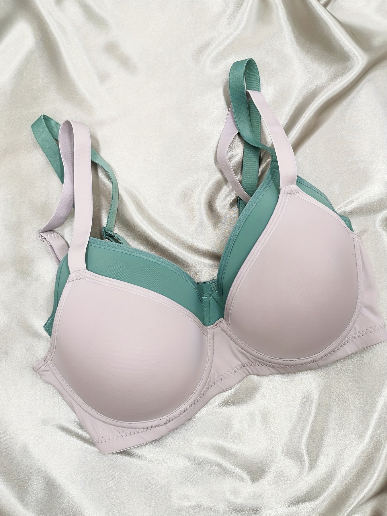 2 Pcs Solid Push Up Bras Comfortable & Breathable T shirt Bra Women's Lingerie