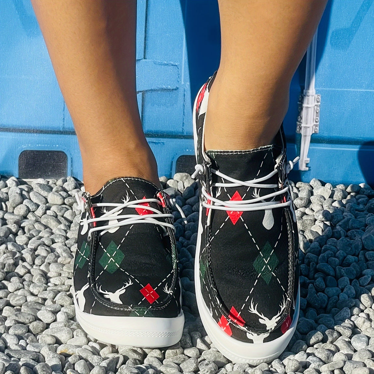 Christmas Deer Pattern Sneakers - Women's Flat Casual Shoe