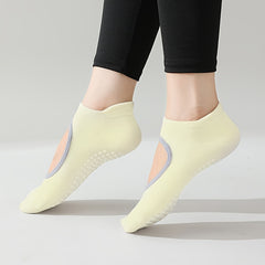 Professional Non-slip Yoga Socks with Extra Grips