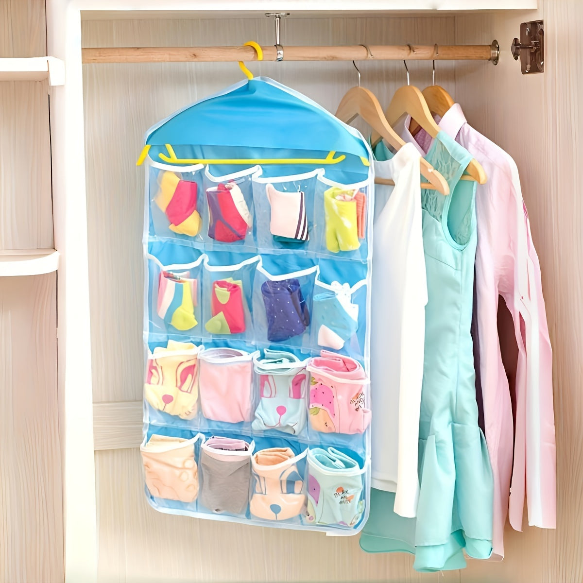 16 Compartment Hanging Bag Clothes Storage Organizer