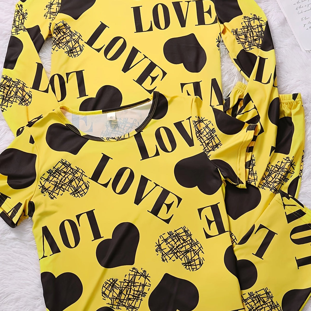 Heart Print Pajamas Set Short Sleeve Crew Neck Top & Long Sleeve Top & Pants