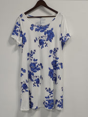Women's Plus Floral Print Short Sleeve Dress with Pockets