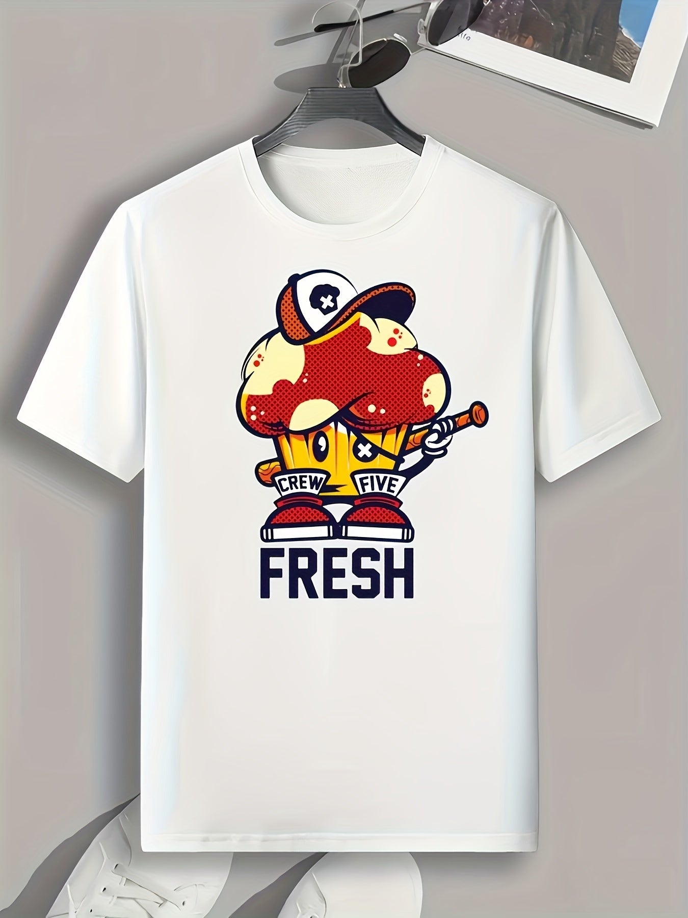 Cupcake Print Men's Graphic T shirt for Summer