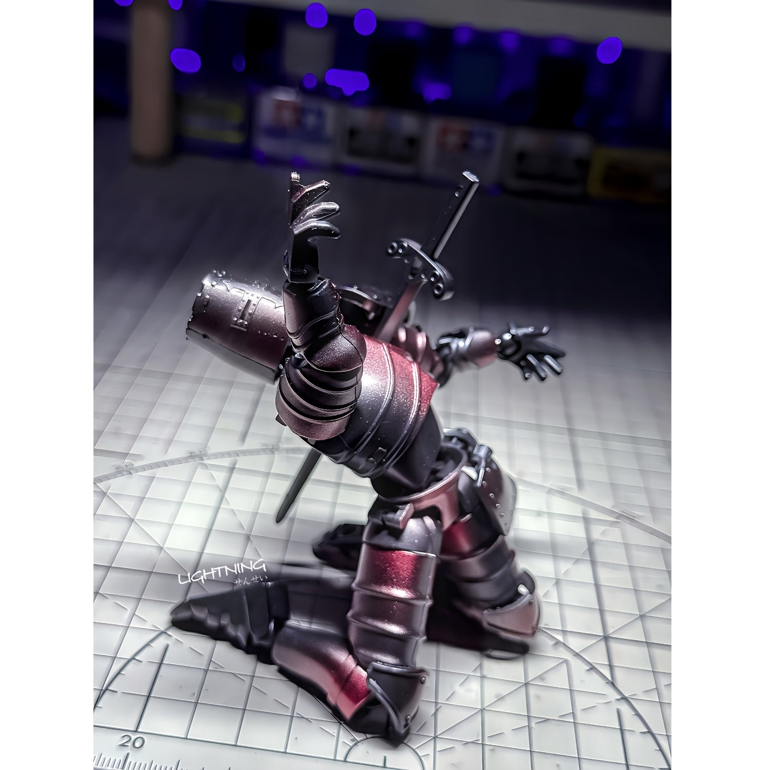 Medieval Knight Model Figure with Weapon Accessories Shield & Helmet