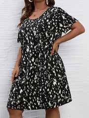  Women's Allover Print Short Sleeve Dress