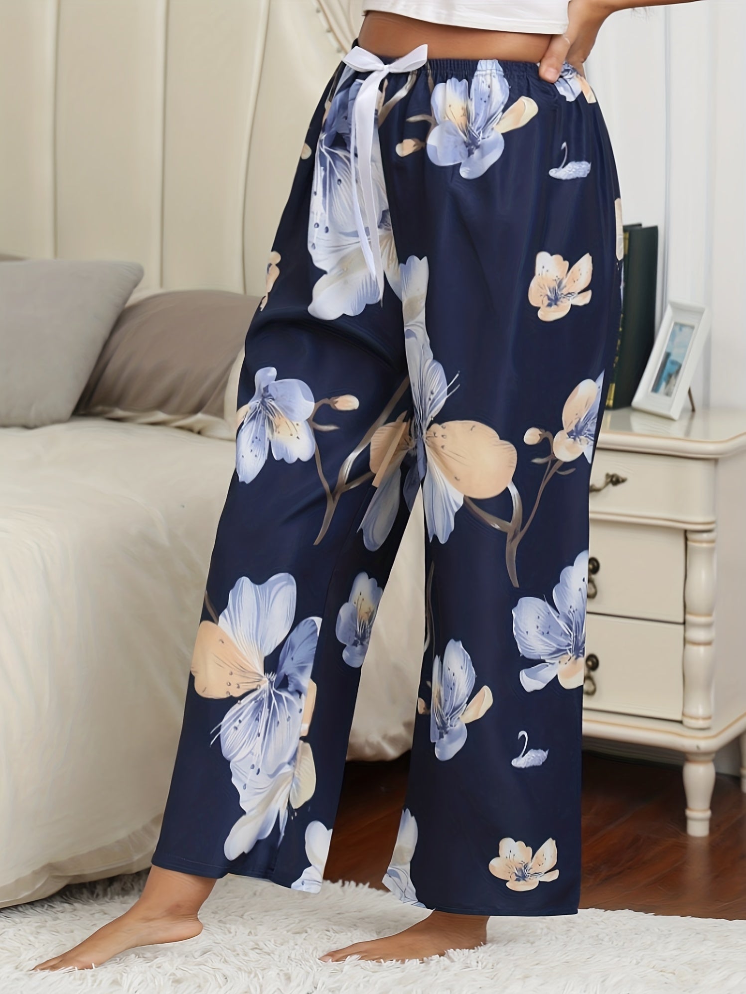  Floral Print Wide Leg Pants