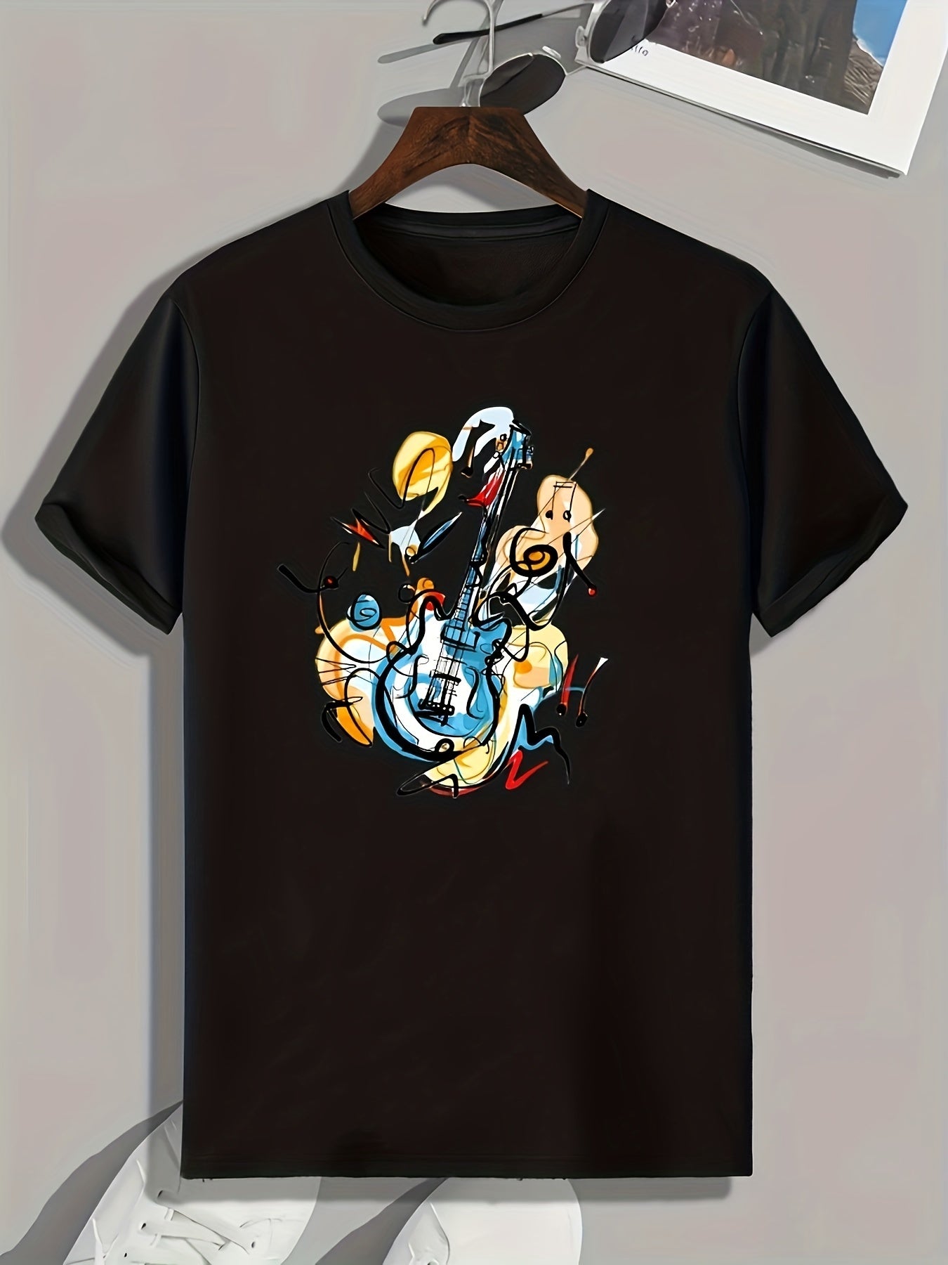Guitar Print Men's Graphic T-shirt for Summer