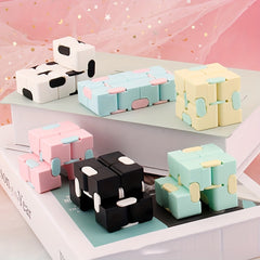 4pcs Infinite Flip Cube Puzzle Toy Stress Relief 3D Cube Pink