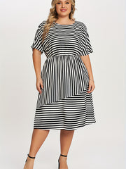  Stripe Print Short Sleeve Midi Dress With Pockets