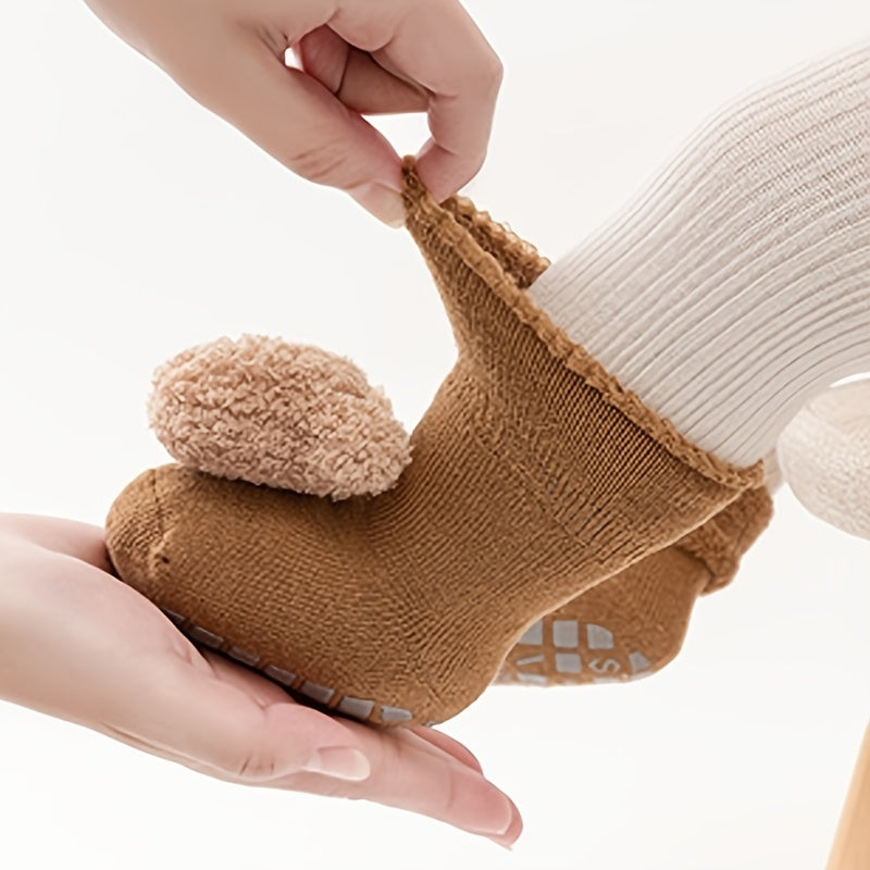 Adorable Bear Decorated Non Slip Socks for Kids