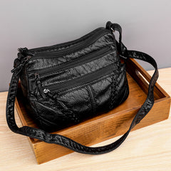 Casual Messenger Bag for Middle aged Women Large Capacity Shoulder Bag