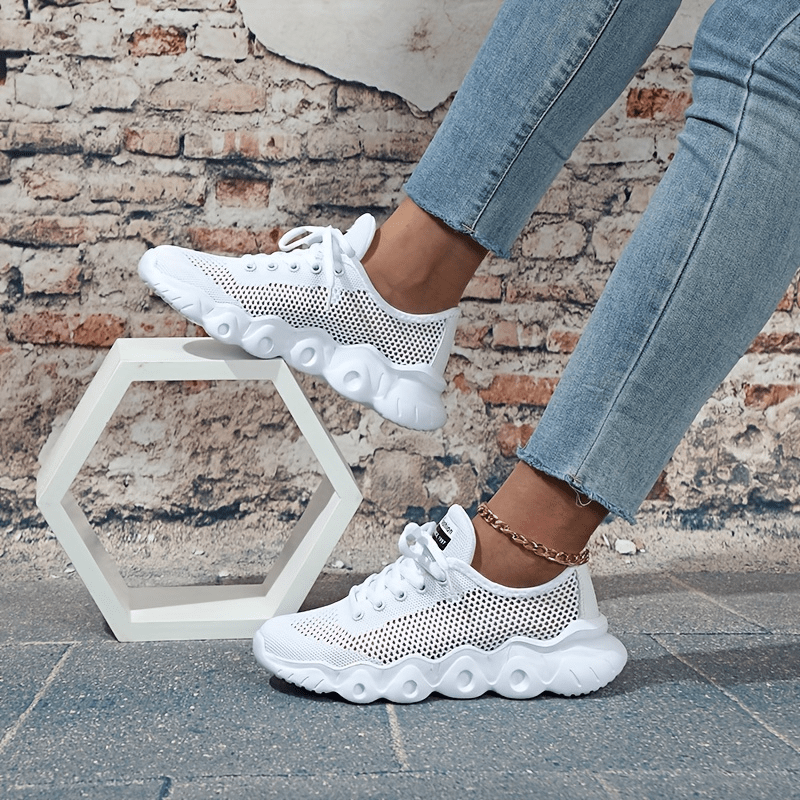 Women's Mesh Sneakers Lace Up Running Shoes Lightweight Hollow Out Shoes