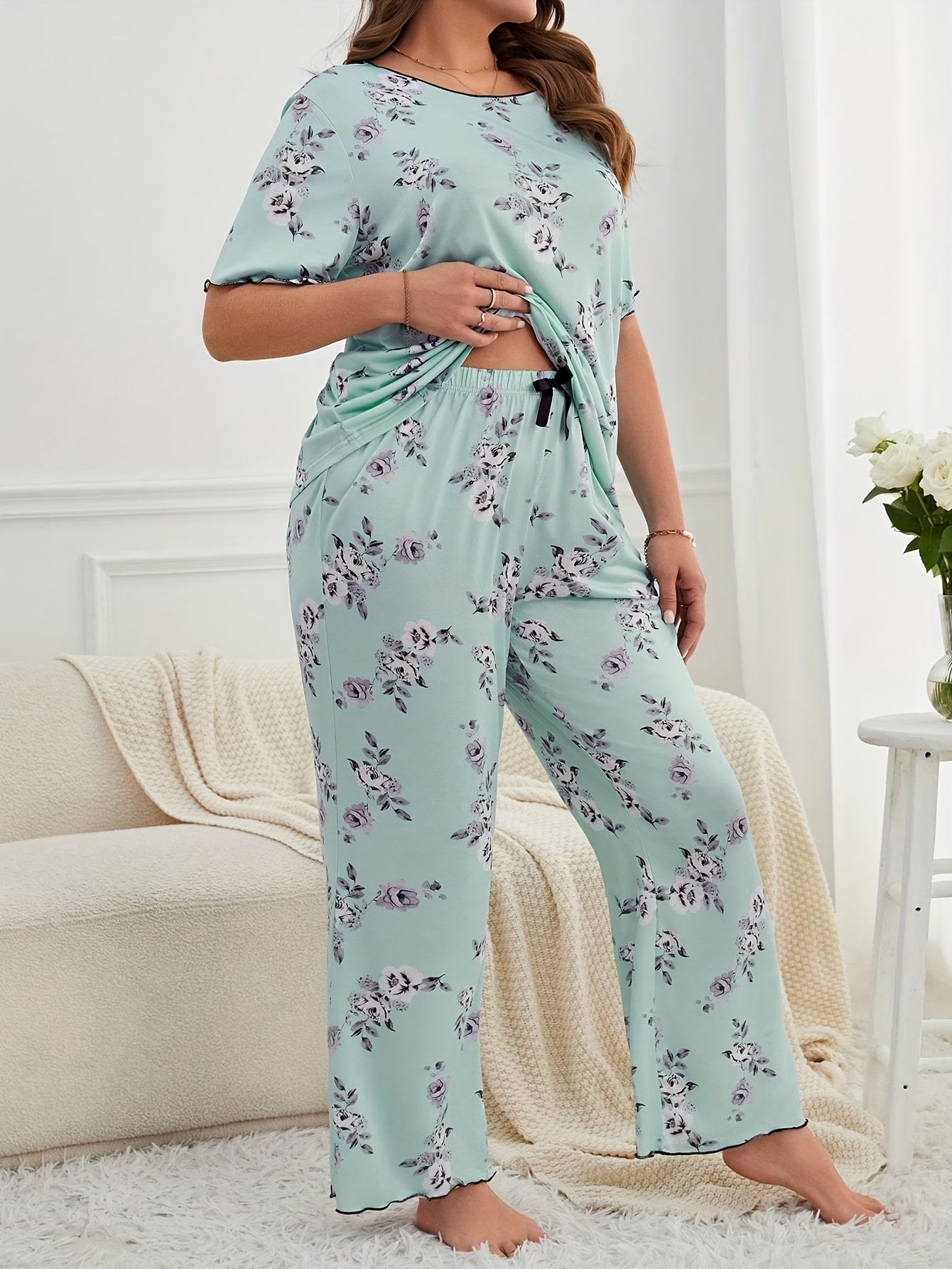  Pajamas Set Floral Print Contrast Trim Round Neck Tee & Pants