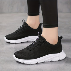 Women's Sporty Non-slip Running Shoes Lace Up Outdoor Mesh Sneakers Lightweight