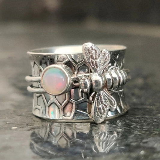 Vintage Style Bee Band Ring Boho Style Finger Ring