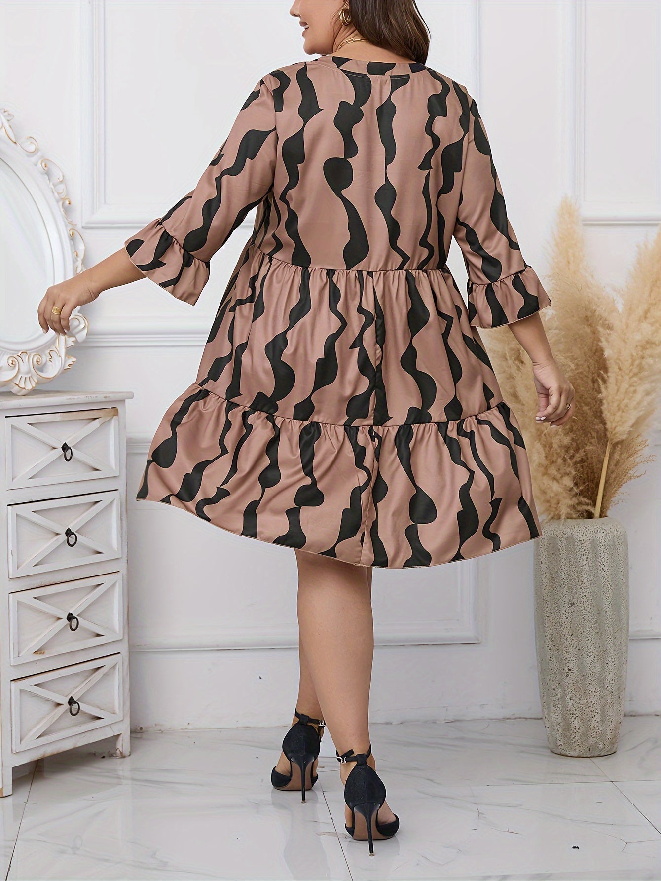  Stripe Print Bell Sleeve Smock Dress