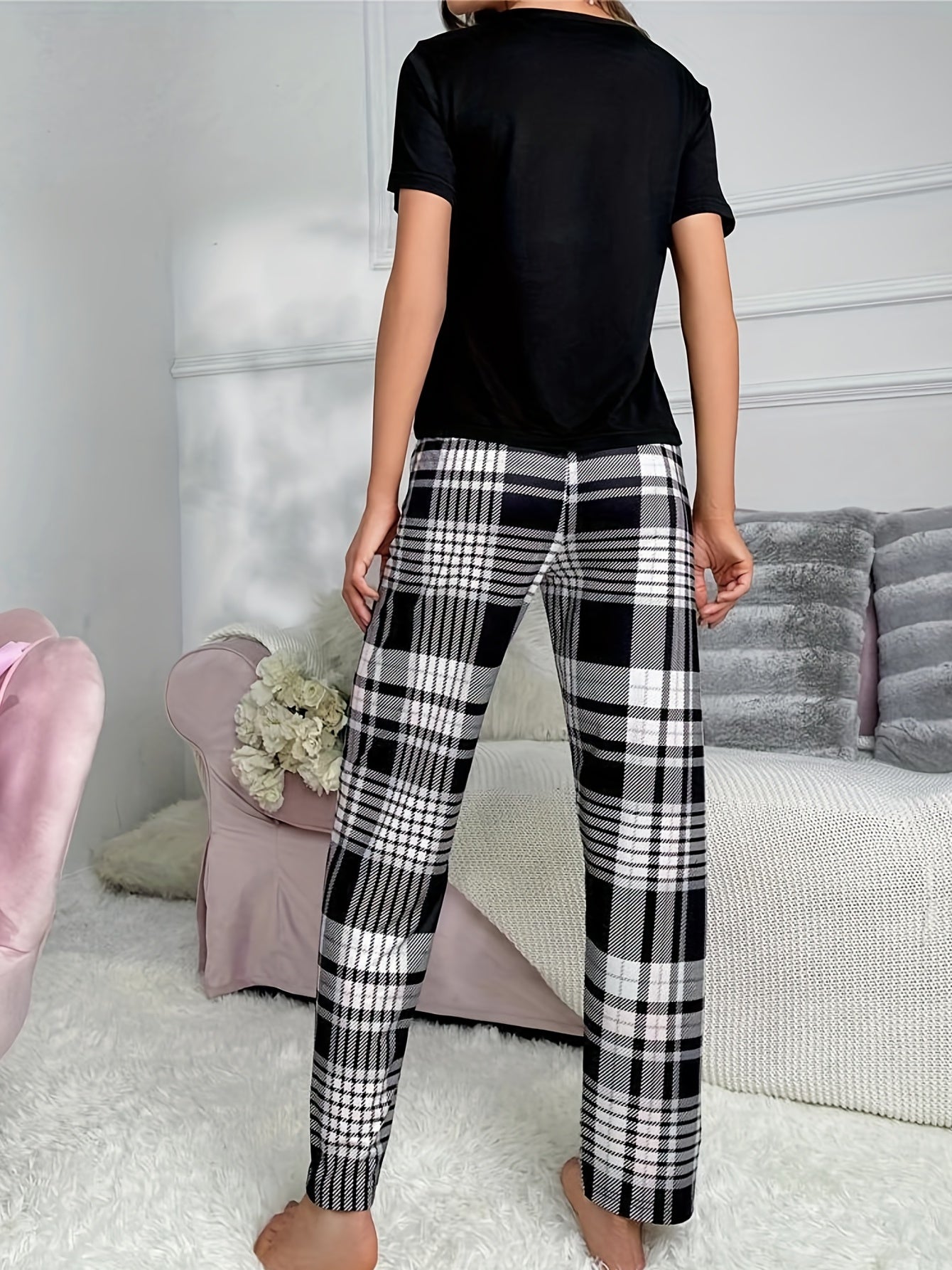 Heart Print Pajama Set & Plaid Pants Women's Sleepwear