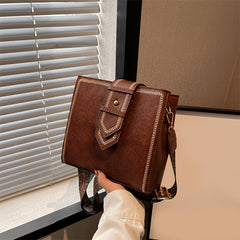 Vintage Crossbody Tote Bag Retro Square Shoulder Bag Classic Handbag