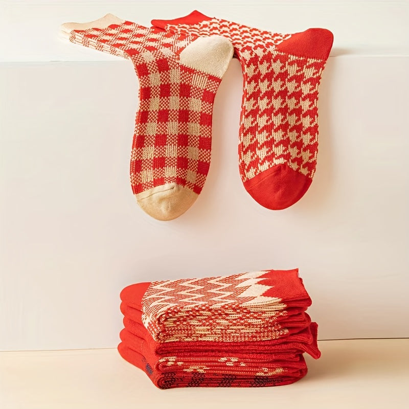 Geometric Pattern Mid Tube Socks