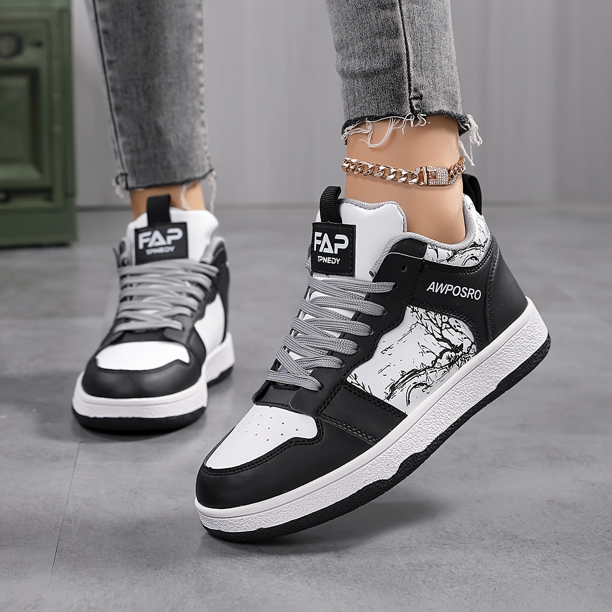 High Top Flat Skate Shoes Casual Non Slip Walking Shoes