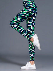 Women's Camo Slim Fit Cropped Leggings