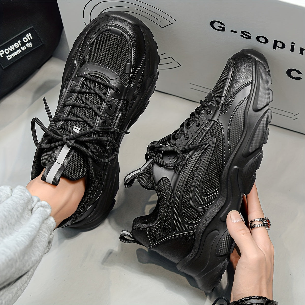 Men's Mesh Sneakers for Outdoor Activities