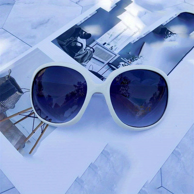 Large Oval Sunglasses Retro UV400 Sun Shades for Beach Travel