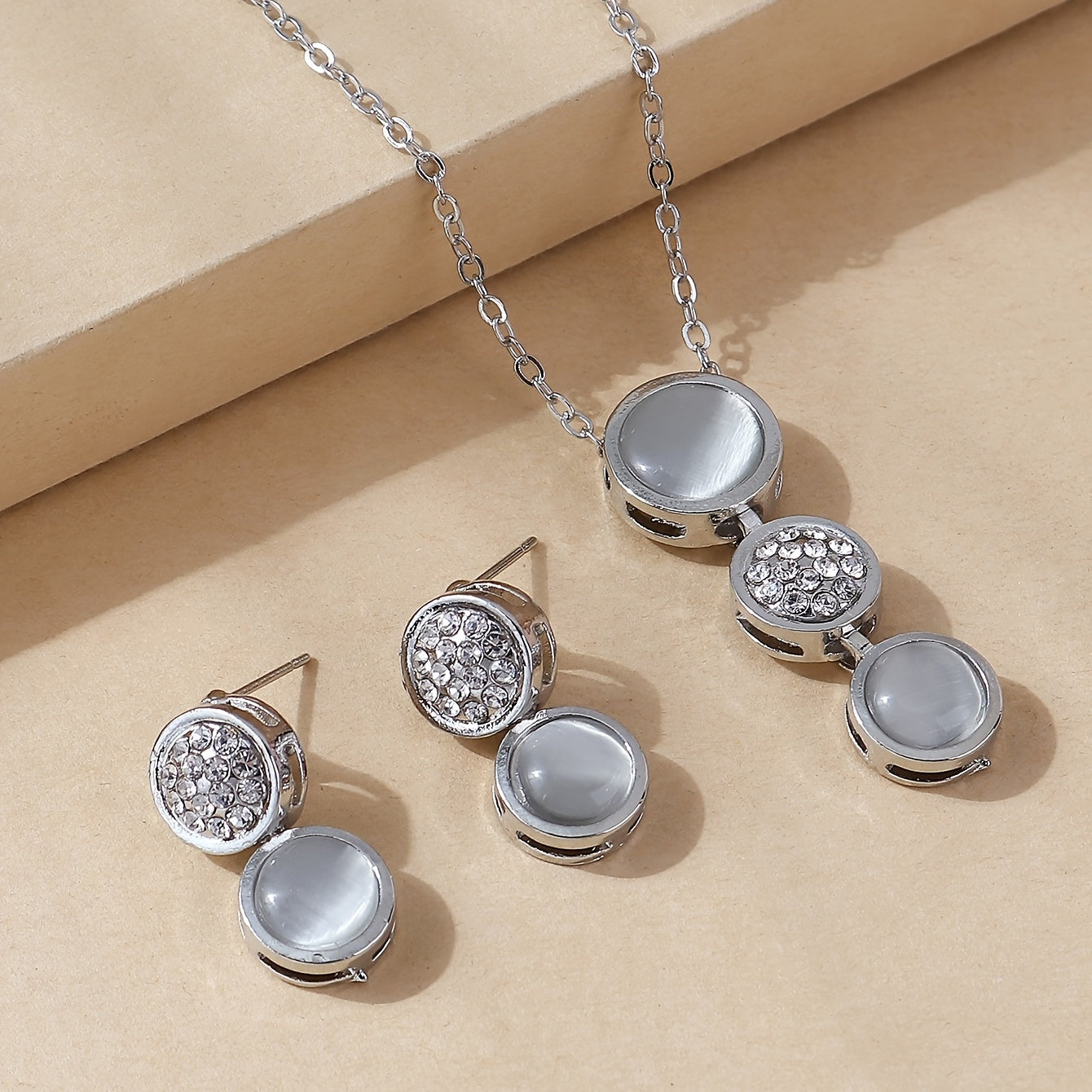 Opal Jewelry Set Pendant Necklace & Earrings Rhinestone Inlaid Sweet Women Gift