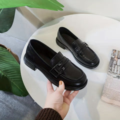 Women's Letter Decor Loafers Round Toe Slip On Shoes