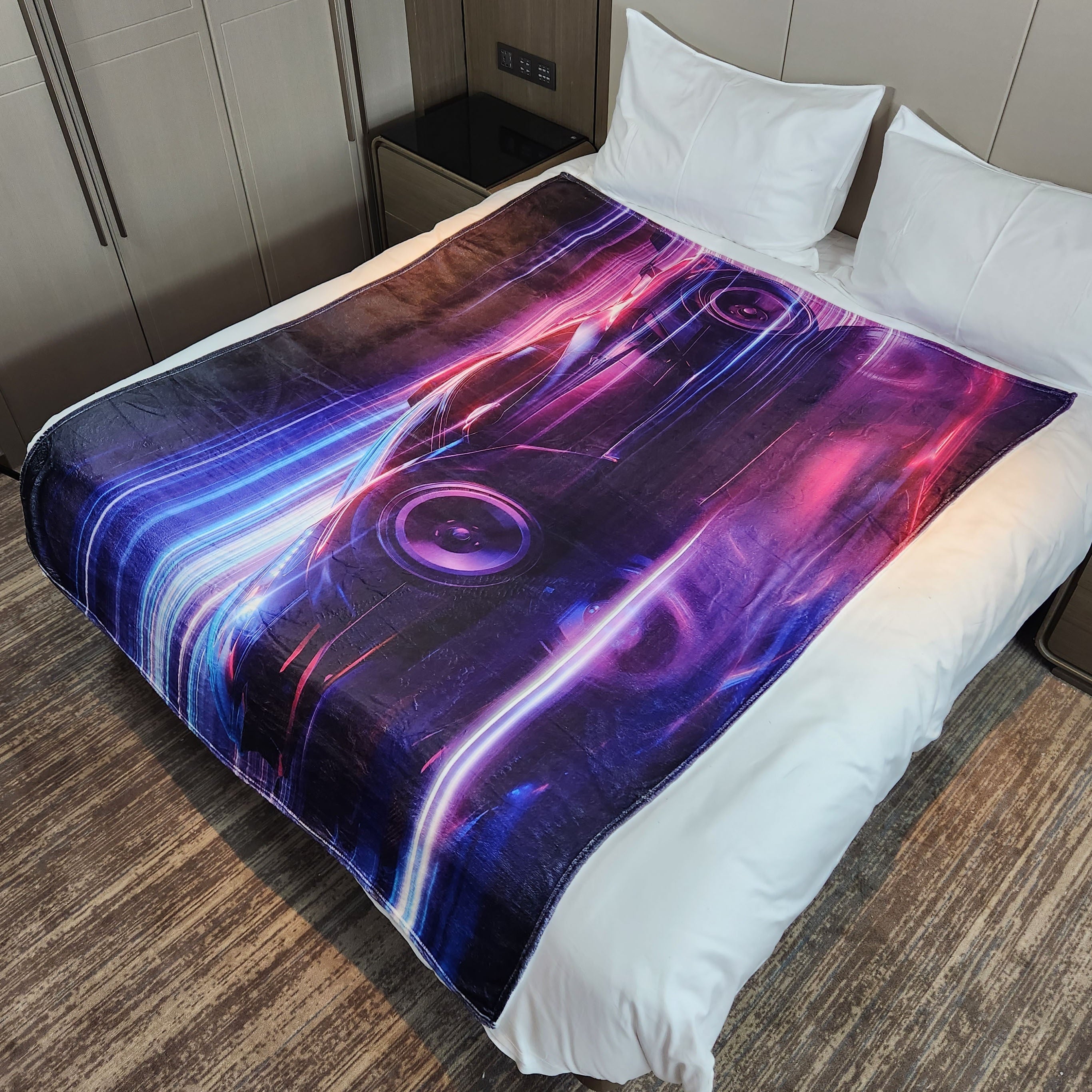Creative Racing Digital Print Flannel Casual Blanket Soft & Comfortable Warm