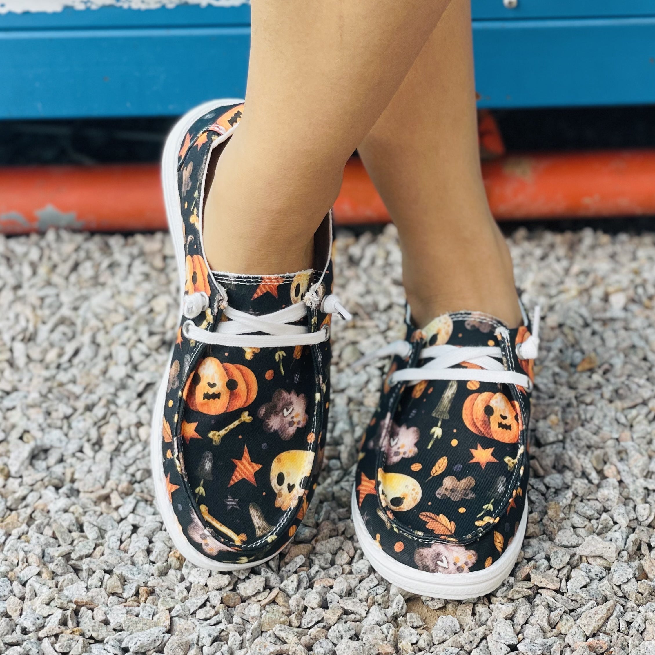 Women's Skull & Pumpkin Pattern Shoes Lightweight Halloween Canvas Shoes