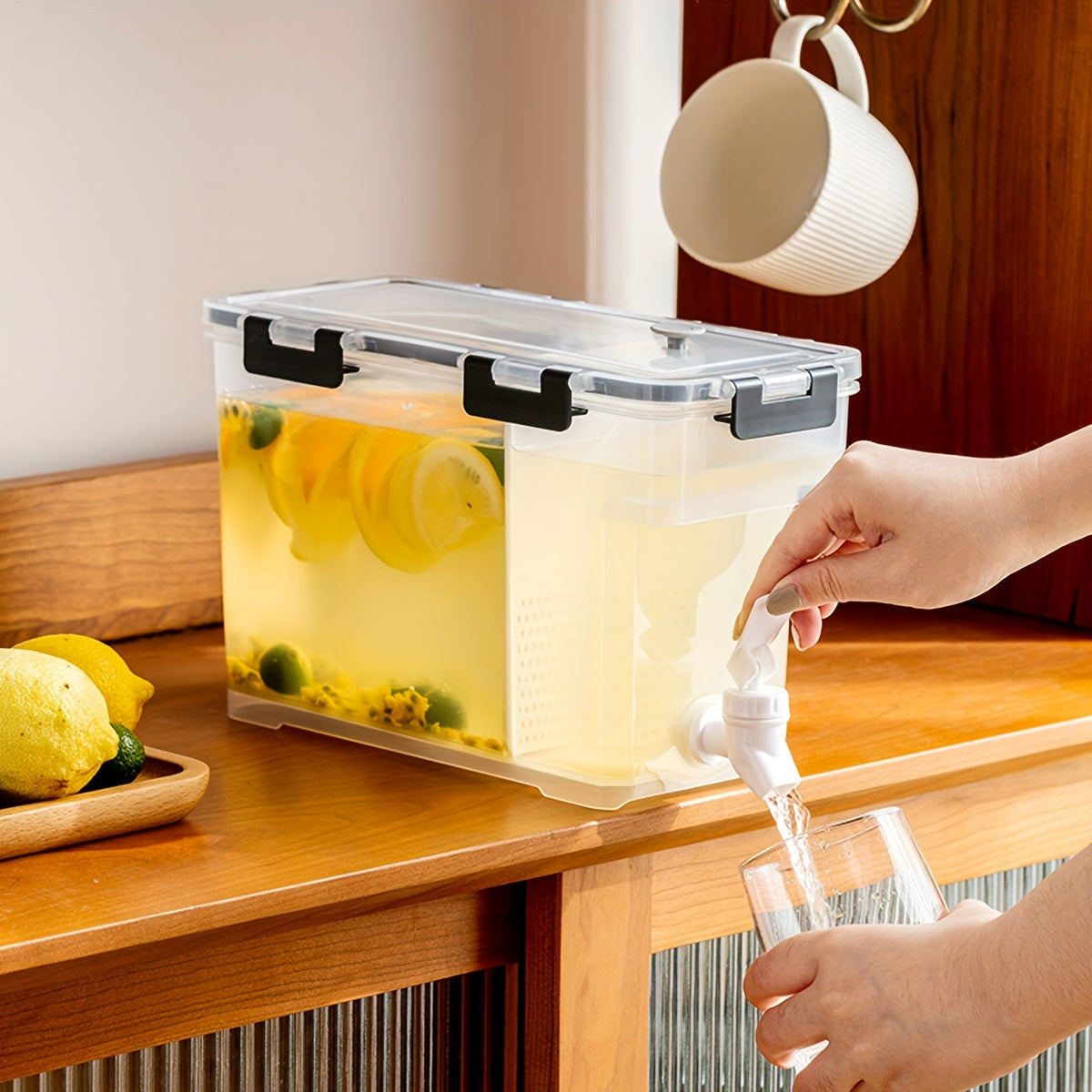1 Gallon Beverage Dispenser with Spigot for Cold Drinks