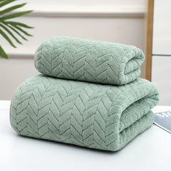Geometric Leaf Pattern Bath Towel Set with Strong Water Absorption