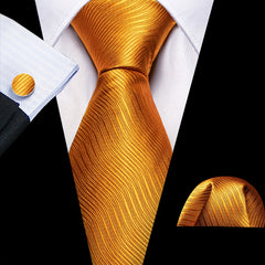 Barry Wang Men's Tie Cufflinks Handkerchief Set